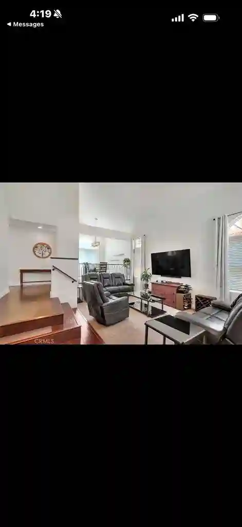 Room available me