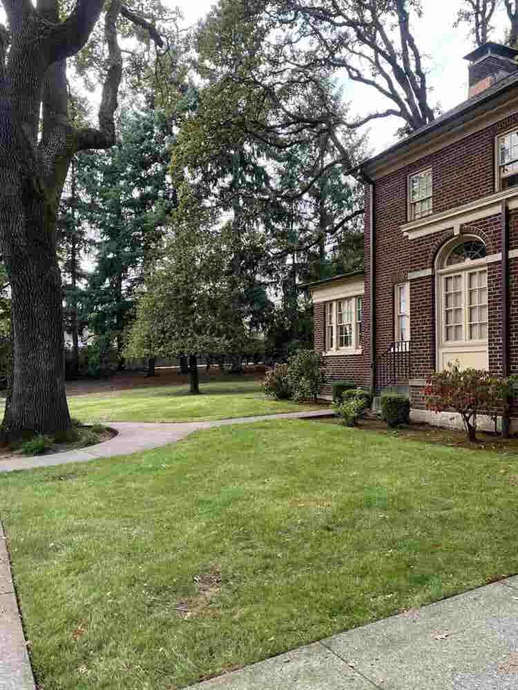 2 Bedroom, Townhousee