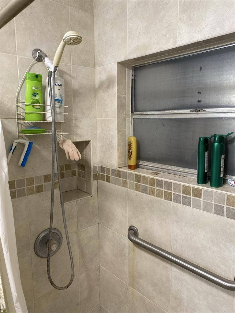 Private room in house