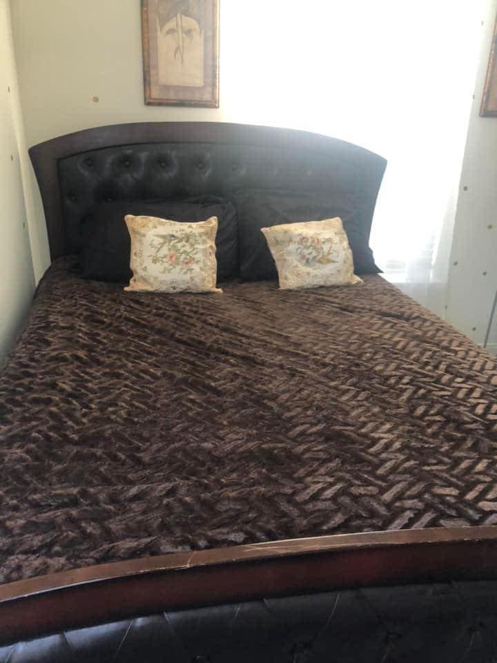 Hey ladies! 💕 roommate wanted