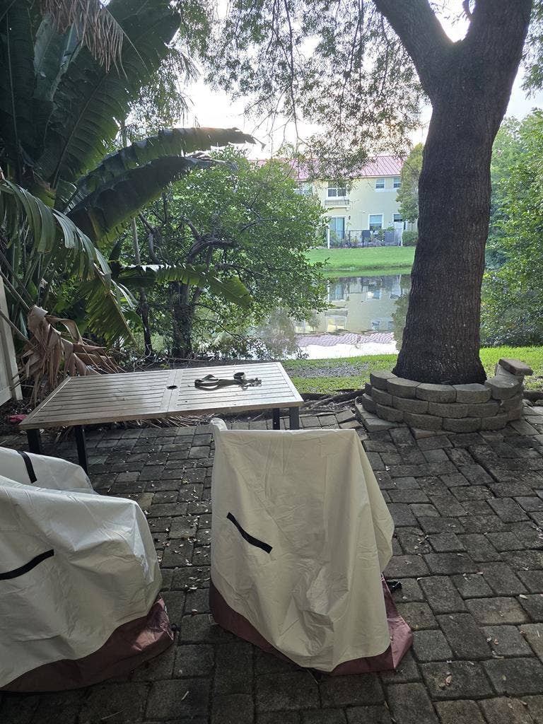 $ all-inclusive 1st floor bedrm