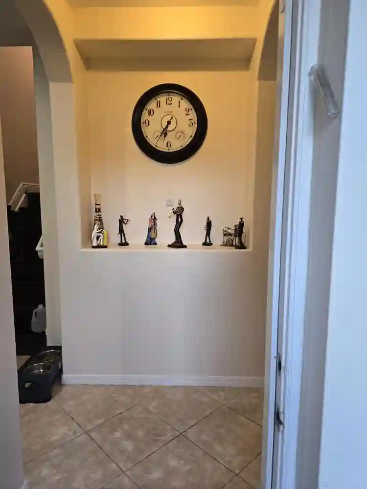 $ all-inclusive 1st floor bedrm