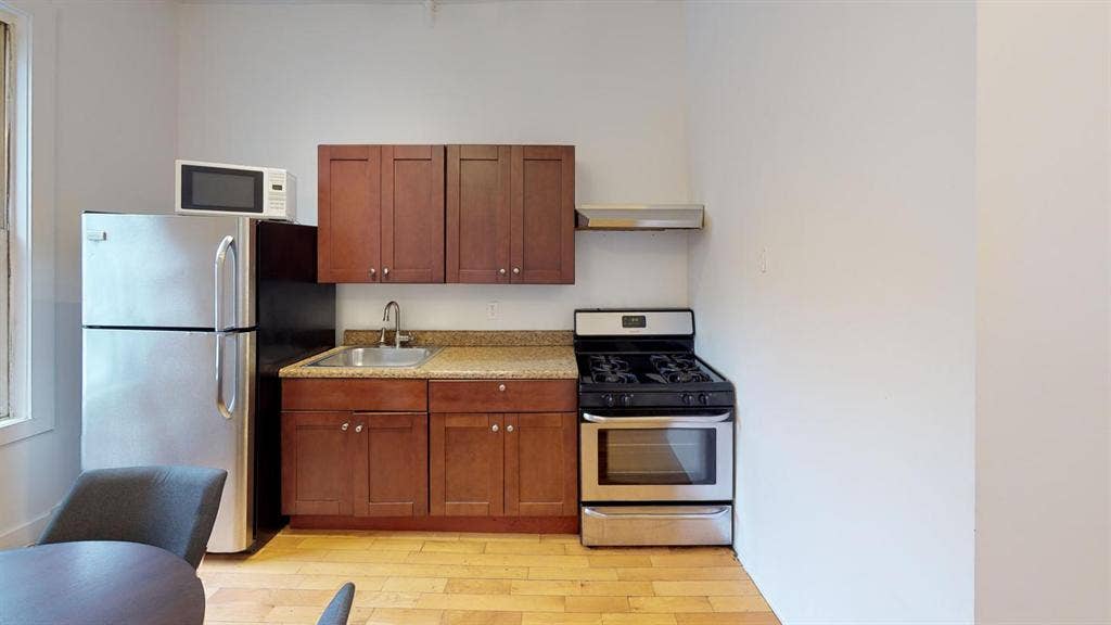 1 BR in Brooklyn