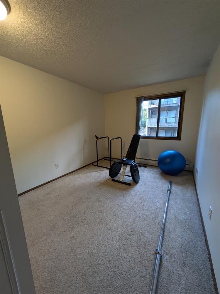 Spare room - 2 bedroom apt