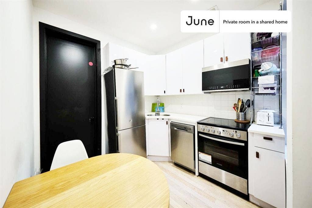 3 BR in New York City