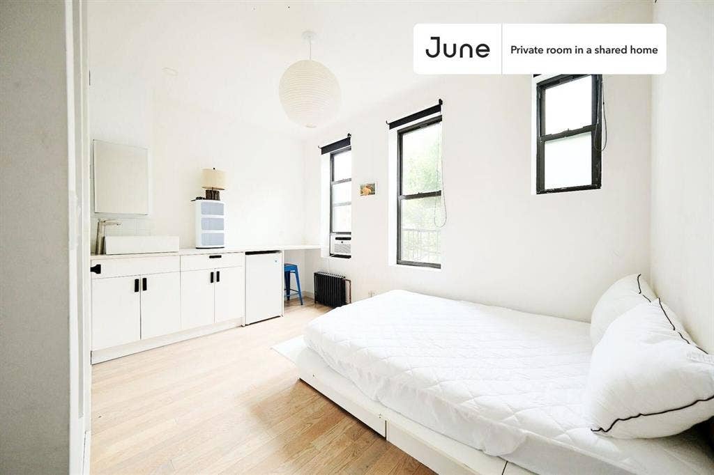 3 BR in New York City