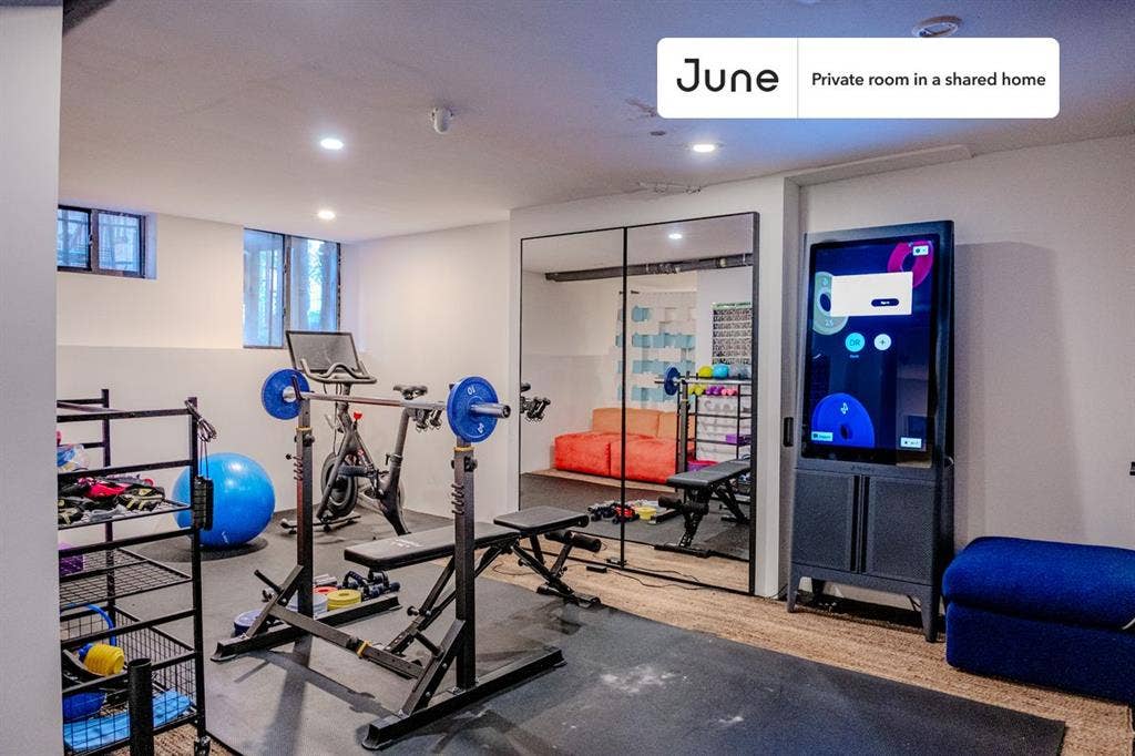 3 BR in New York City