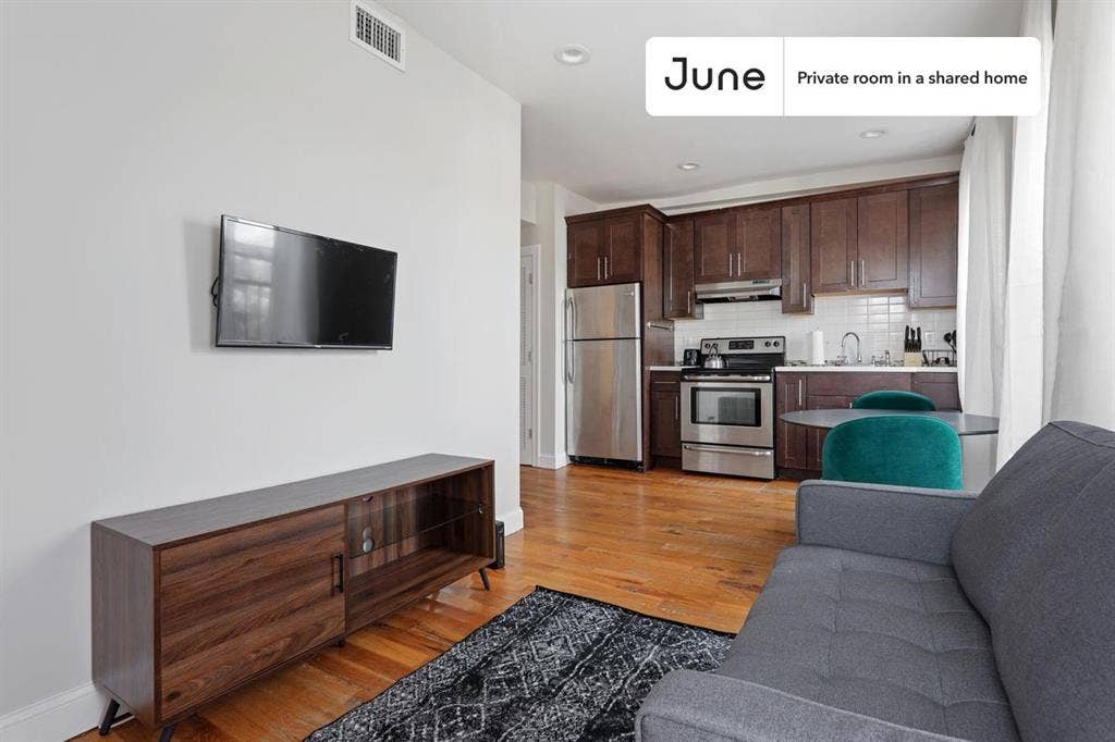 4 BR in New York City