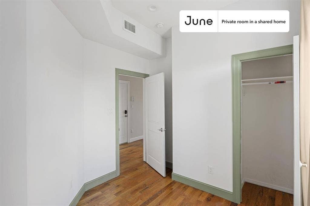 4 BR in New York City