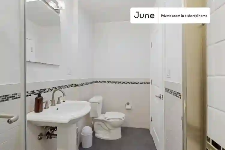 4 BR in New York City