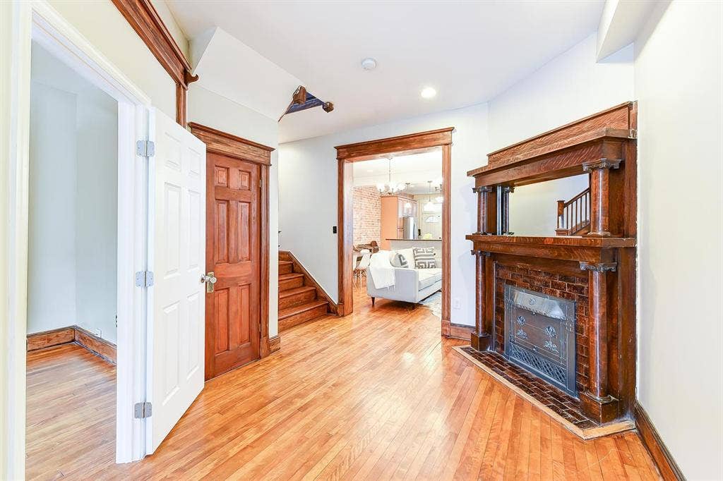 1 BR in Washington