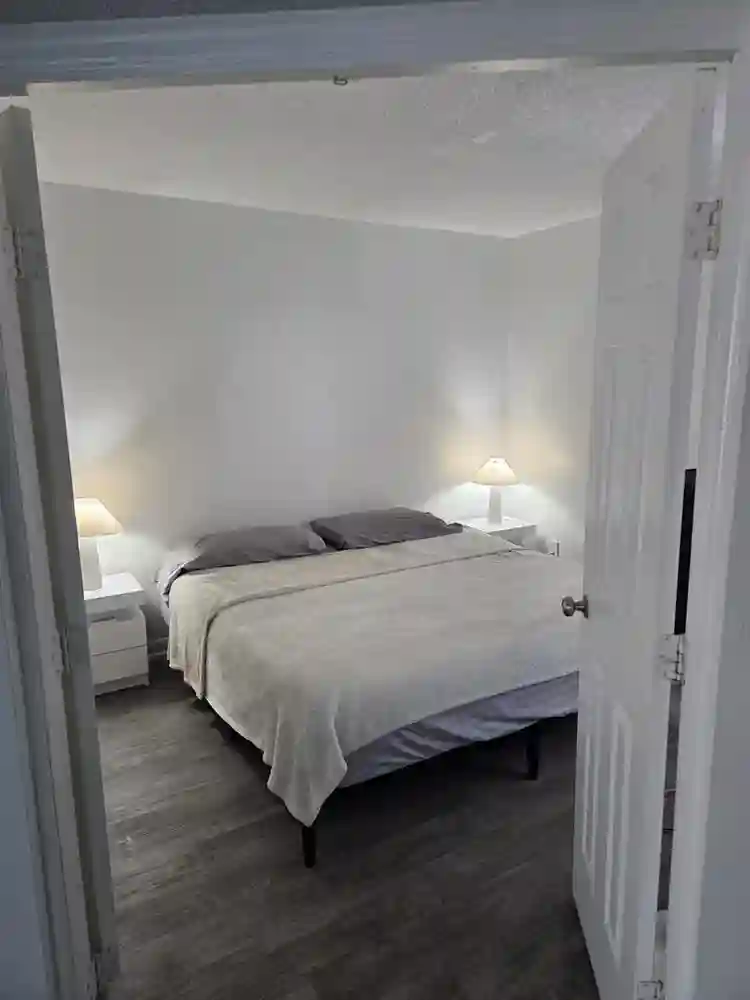 I'm looking a roommate for a rent a