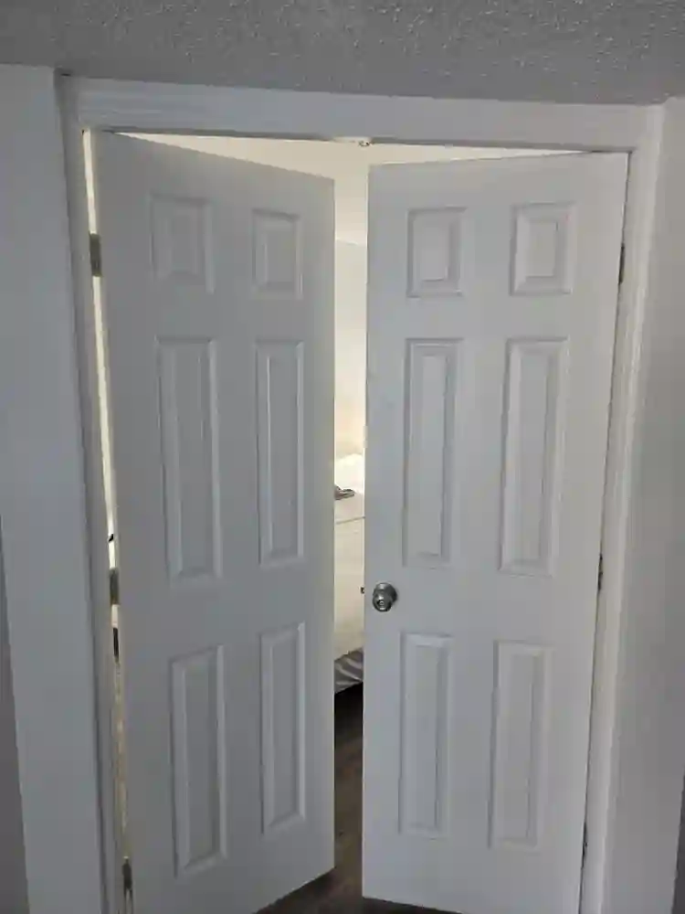 I'm looking a roommate for a rent a