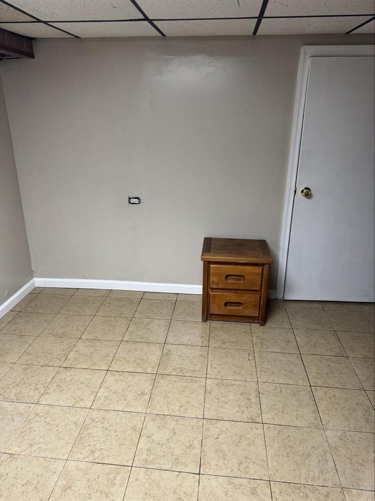 2 bedroom walk down ground floor ap