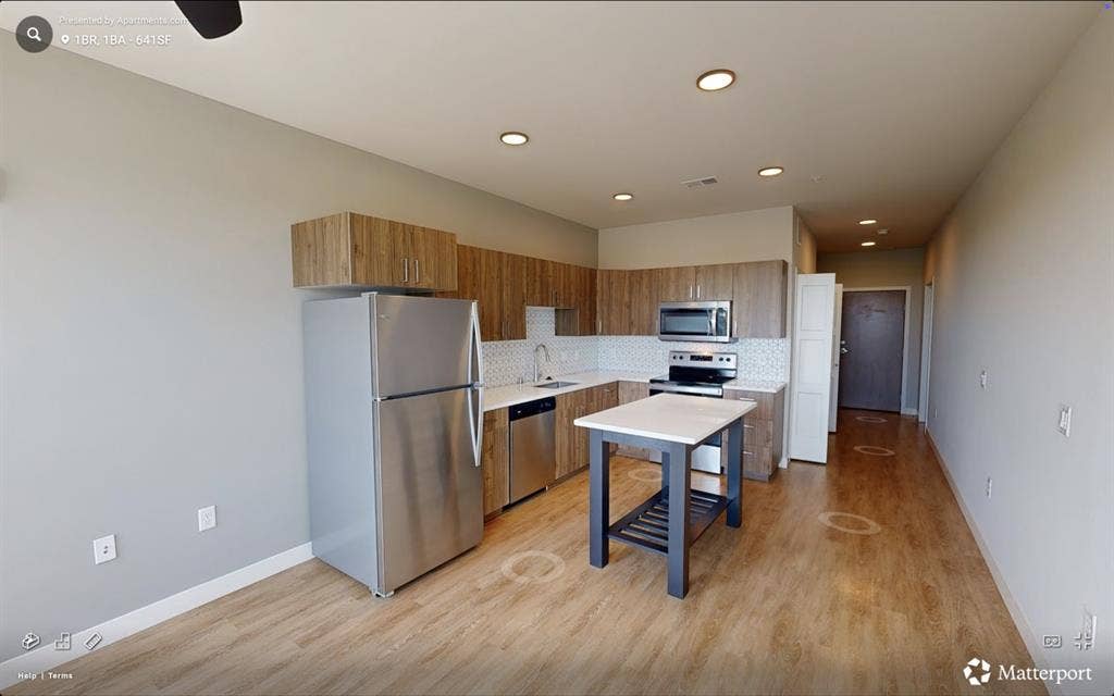 1 Bedroom Apartment Available
