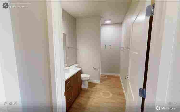 1 Bedroom Apartment Available