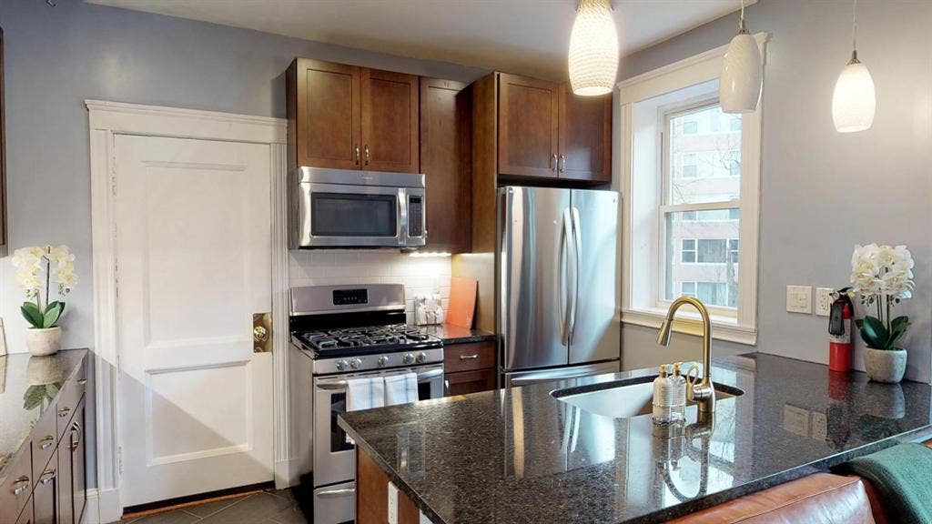 1 BR in Brookline