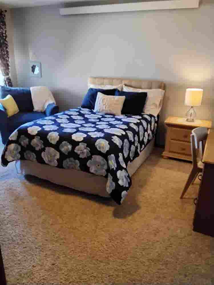 Furnished room in clean condo