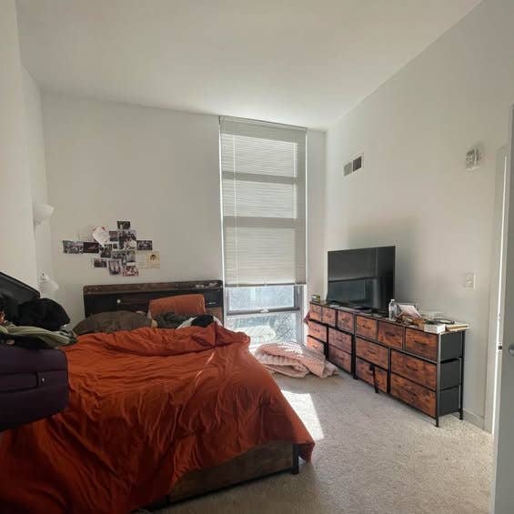 $1500 - Private bed/br - Ft Totten