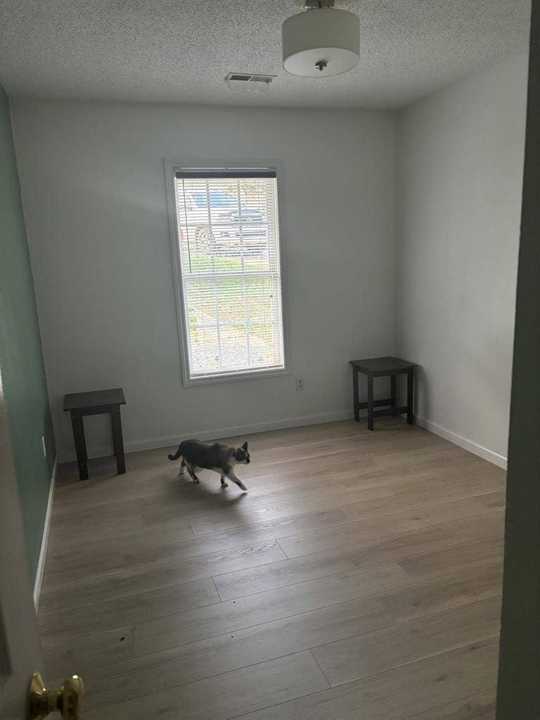 Private room and bathroom