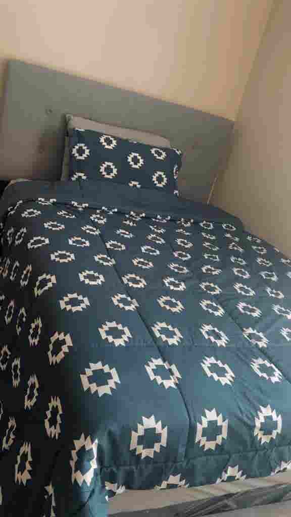 1 bed with private bath in a b