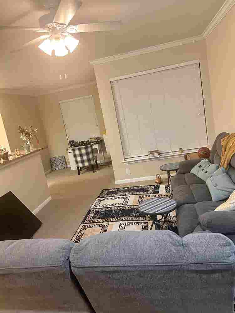 1 bed with private bath in a b