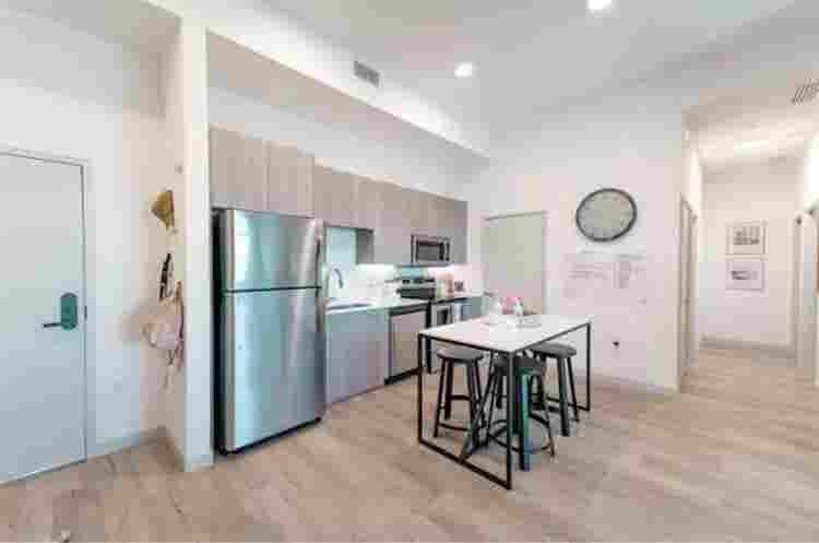 FIU/LAPIS MIAMI SUBLEASE