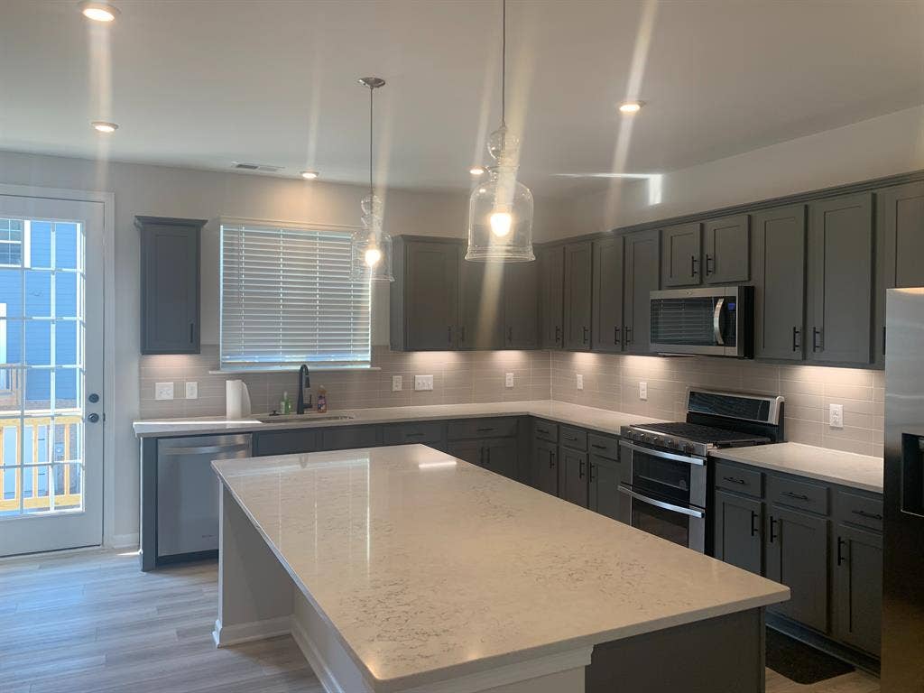 4 BR in Sherrills Ford