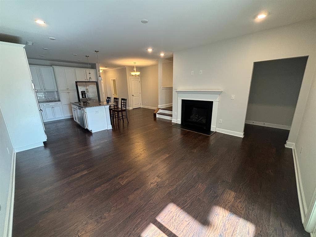 4 BR in Durham