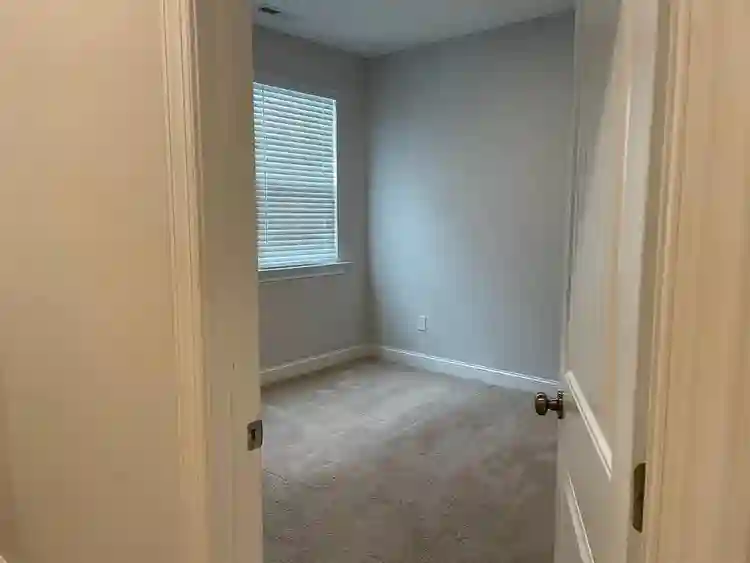 4 BR in Durham