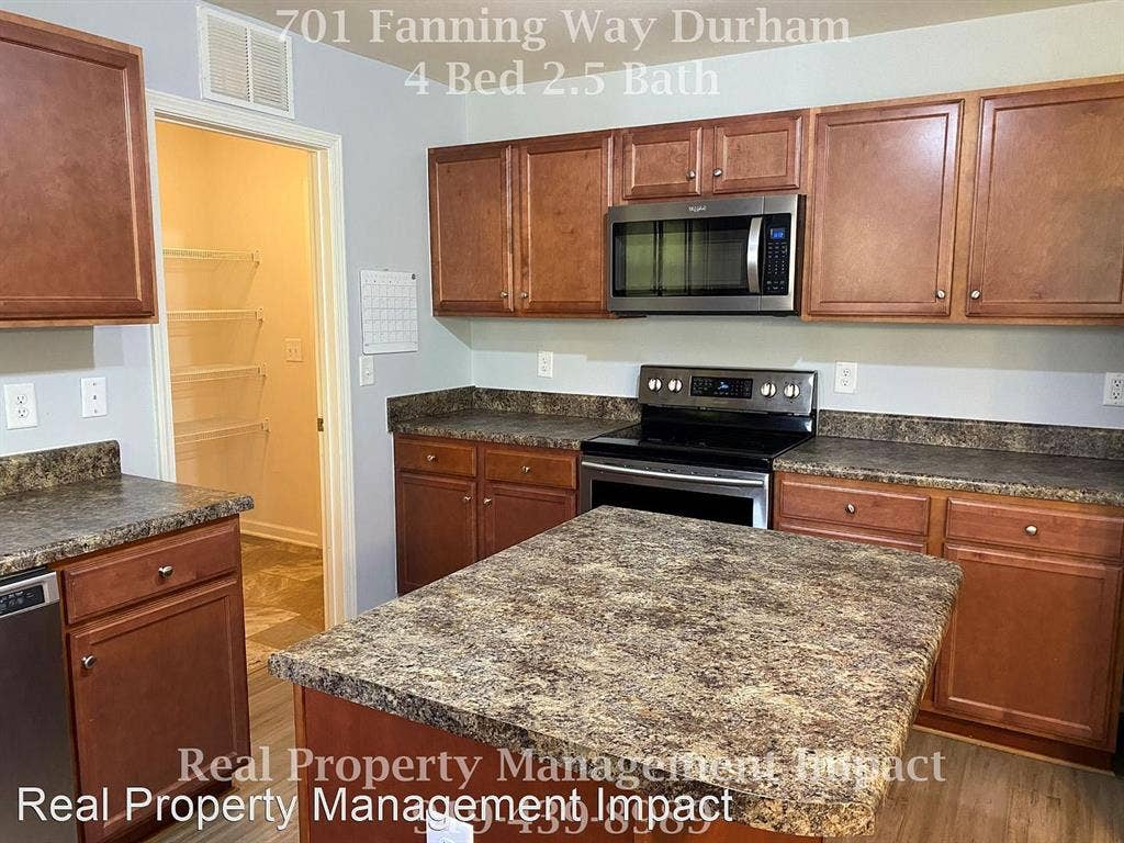 4 BR in Durham