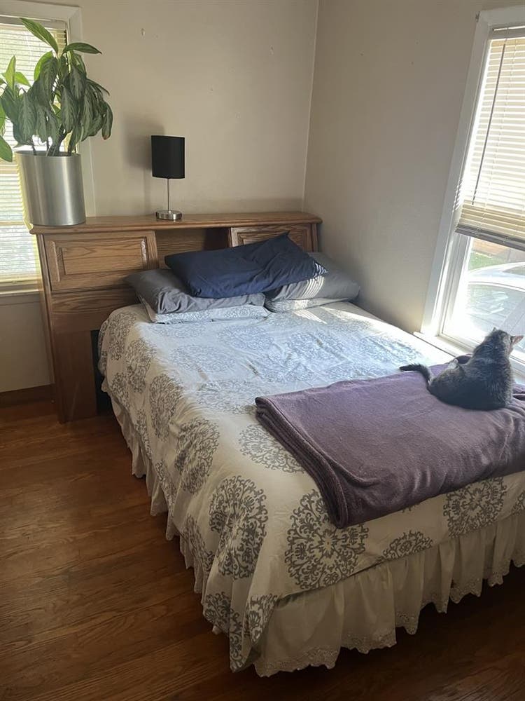 Private room for rent