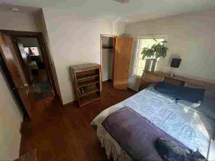 Private room for rent