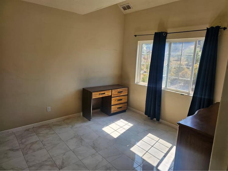 Seeking roommate for spare bedroom