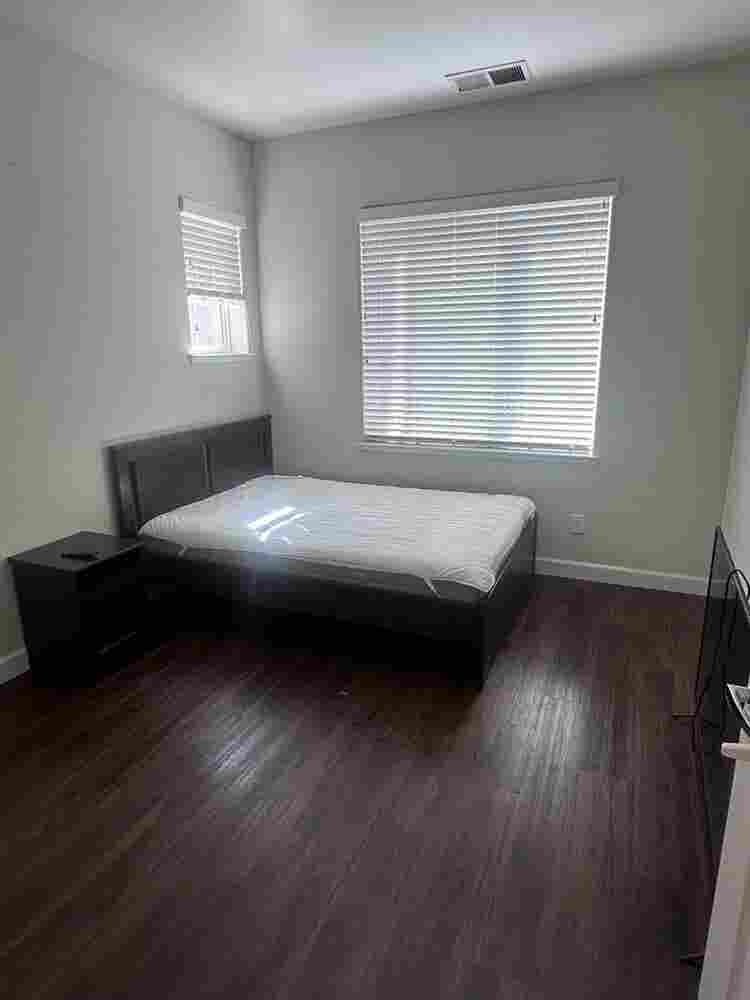 Room available now- Bills included!
