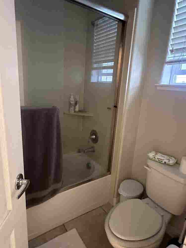 Room available now- Bills included!