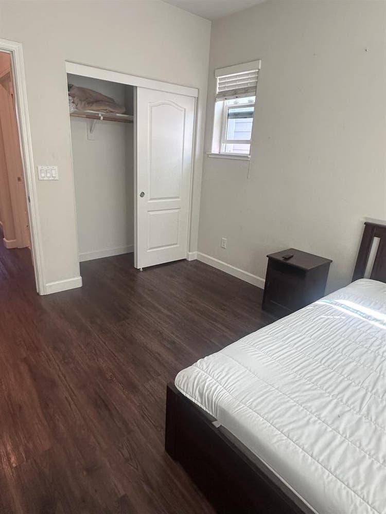 Room available now- Bills included!