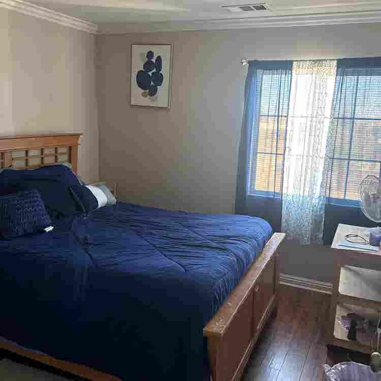 Rooms for rent