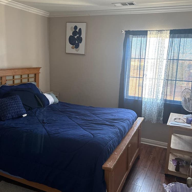 Rooms for rent
