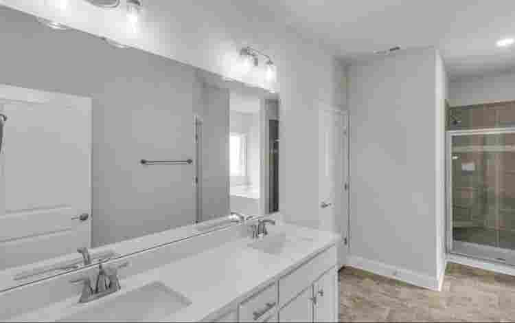 Room for Rent - Master Suite
