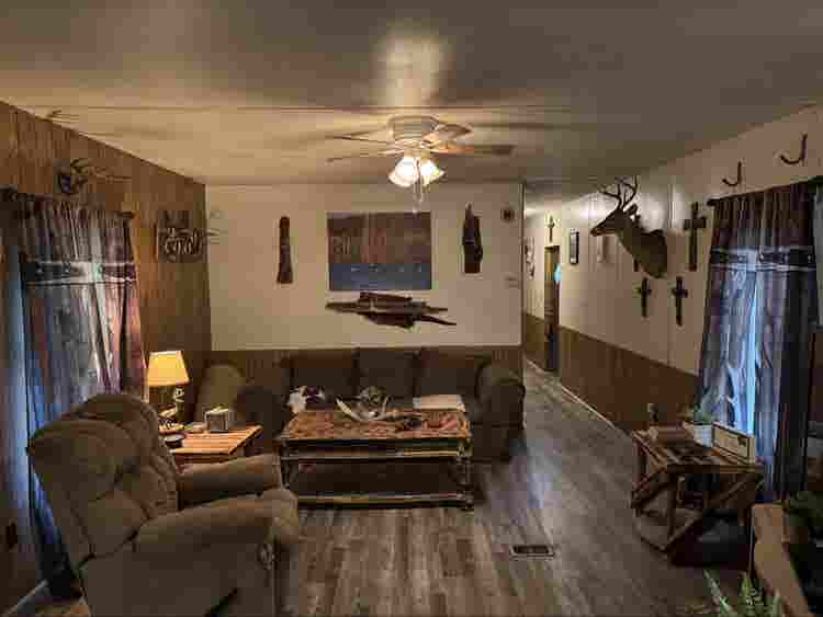 Nice location in Mayflower