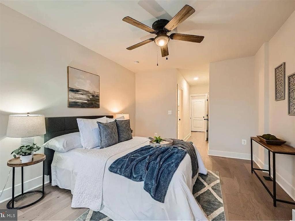 Master Room w/ Bath & Utilities