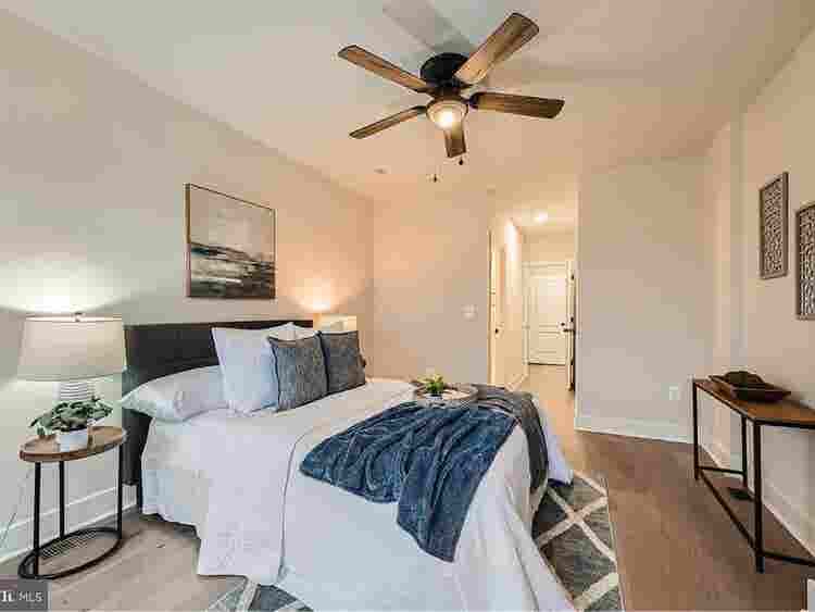 Master Room w/ Bath & Utilities