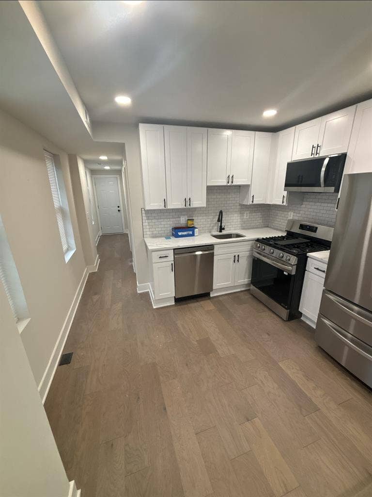 Master Room w/ Bath & Utilities