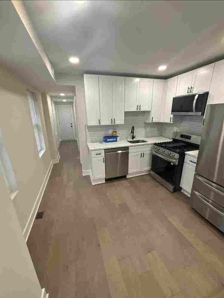 Master Room w/ Bath & Utilities