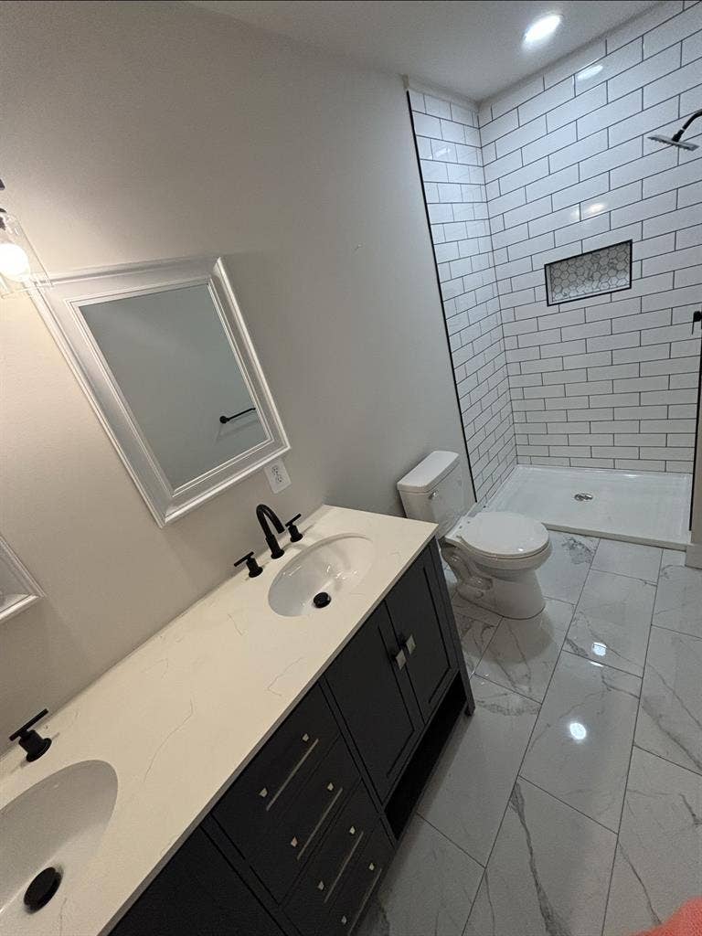 Master Room w/ Bath & Utilities