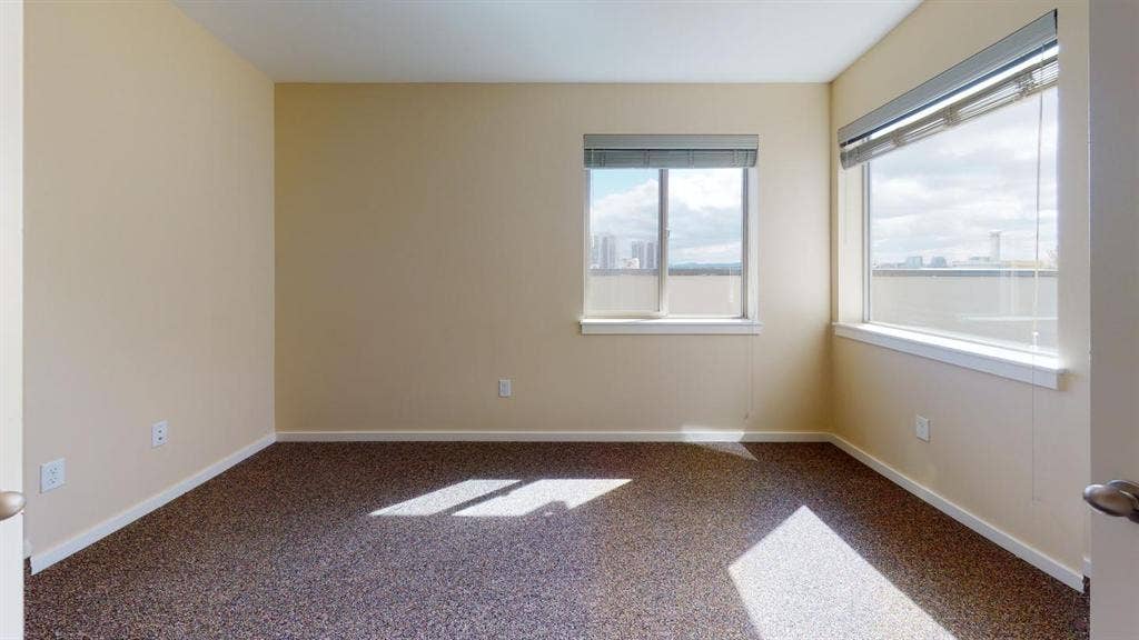 1 BR in Portland