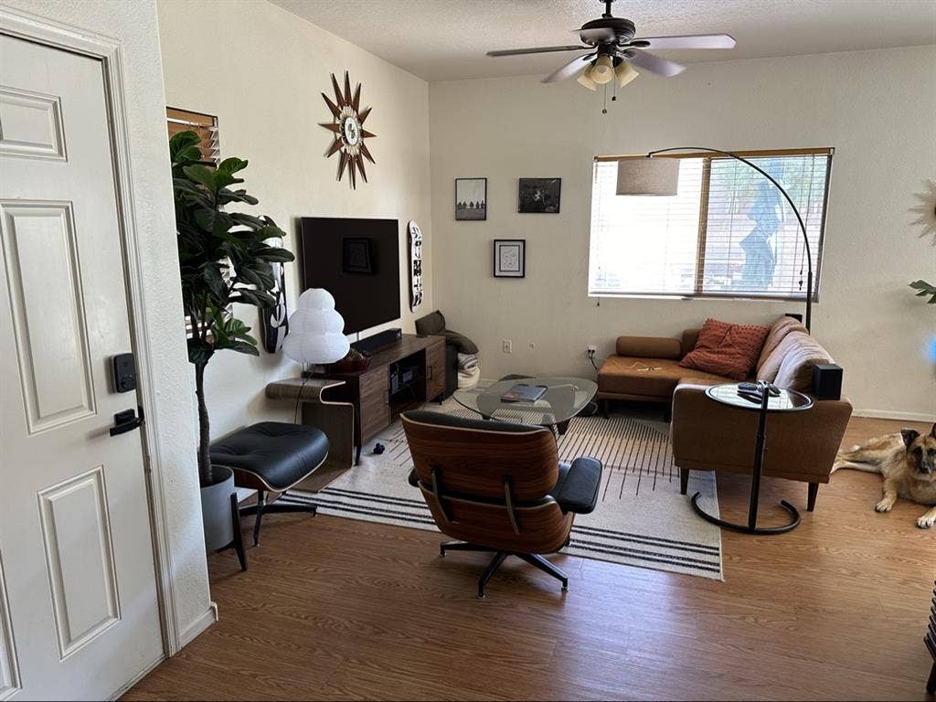 Private room and bathroom