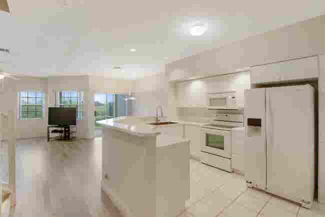 FULLY FURNISHED ROOM GATED COMM