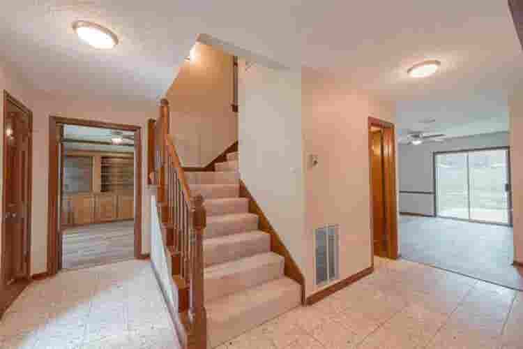 Looking for 1 roommate, great place